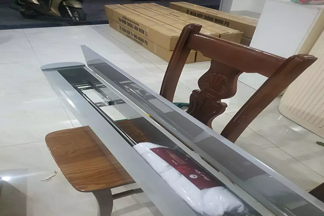 Đội ngũ vận chuyển màn hộp cho đại lý