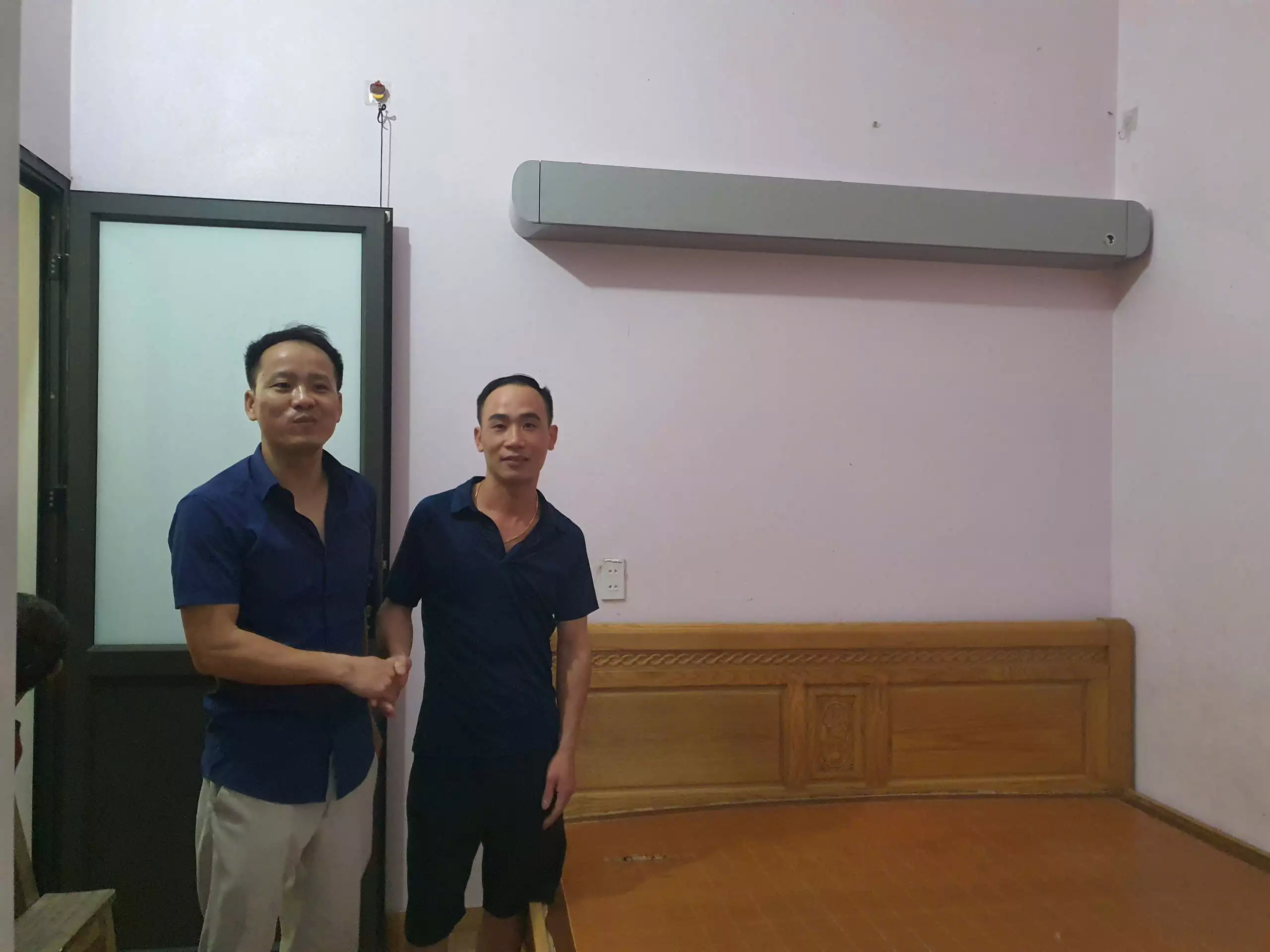 lắp màn hộp anh Tuấn Thái Thụy Thái Bình